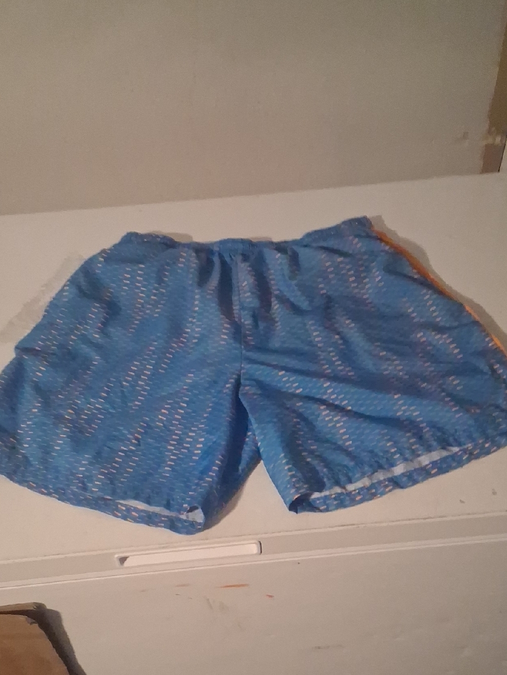 Nike Dri-Fit Men's XL Blue Orange Dotted Athletic Shorts - Picture 2 of 5